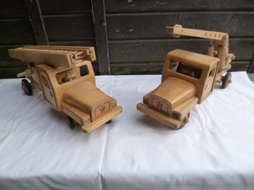 Holzauto holz lkw laster - lkw,